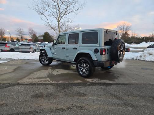 2024 Jeep Wrangler 4xe Sport