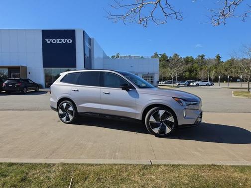 Silver 2026 Volvo EX90 ULTRA