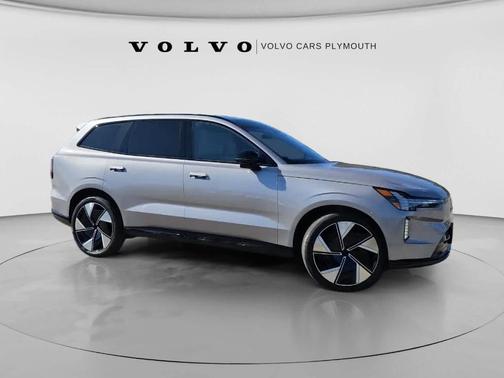 Silver 2026 Volvo EX90 ULTRA