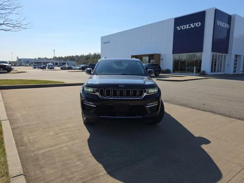 Diamond Black 2023 Jeep Grand Cherokee 4xe Base
