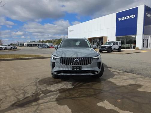 2026 Volvo XC90 B6 Plus 7-Seater