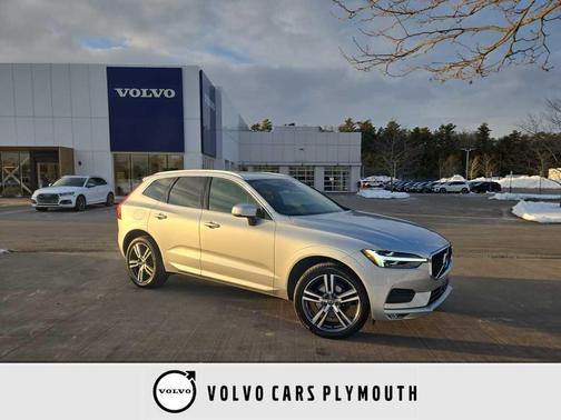 2021 Volvo XC60 T5 Momentum