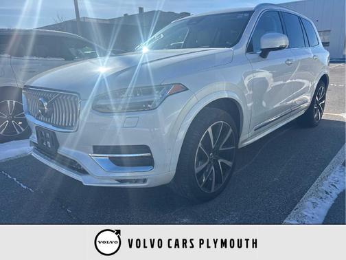 2024 Volvo XC90 B6 Plus Bright Theme 7-Seater