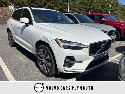2022 Volvo XC60 B5 Momentum