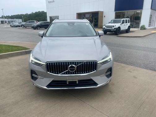 2022 Volvo XC60 B5 Inscription