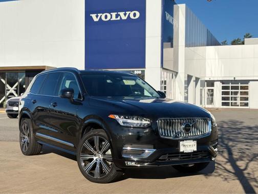 2024 Volvo XC90 B5 Core Bright Theme