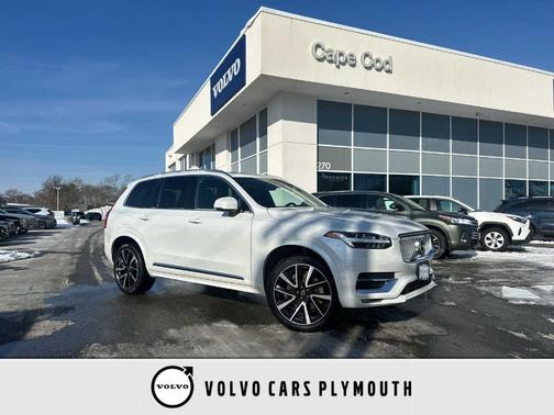 2024 Volvo XC90 B6 Plus Bright Theme 6-Seater