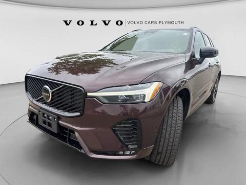 Mulberry Metallic 2026 Volvo XC60 B5 Plus