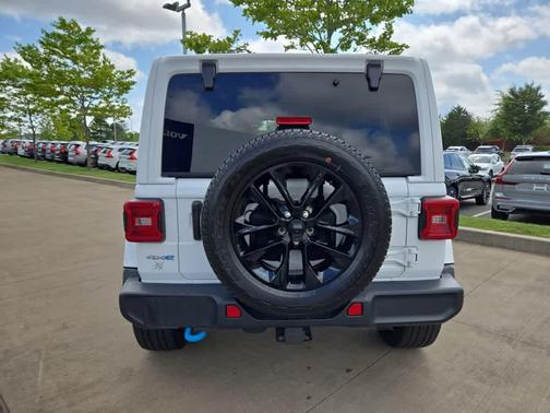 2022 Jeep Wrangler Unlimited 4xe Sahara