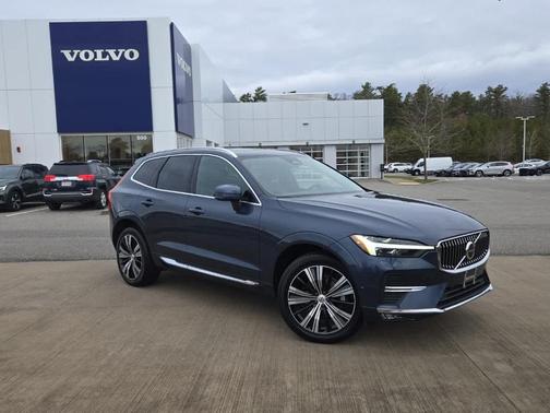 2023 Volvo XC60 B5 Plus Bright Theme