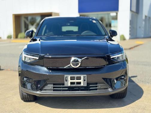 2023 Volvo C40 Recharge Pure Electric Twin Plus