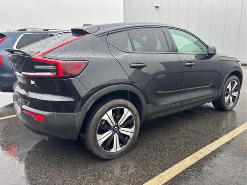 2023 Volvo C40 Recharge Pure Electric Twin Plus