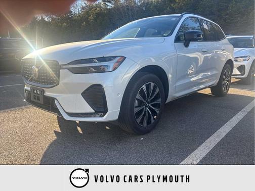 2025 Volvo XC60 B5 Plus