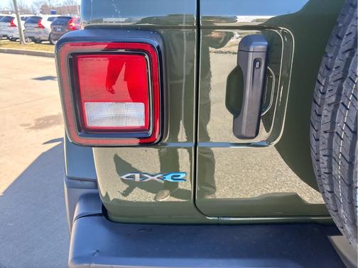 2024 Jeep Wrangler 4xe Sport