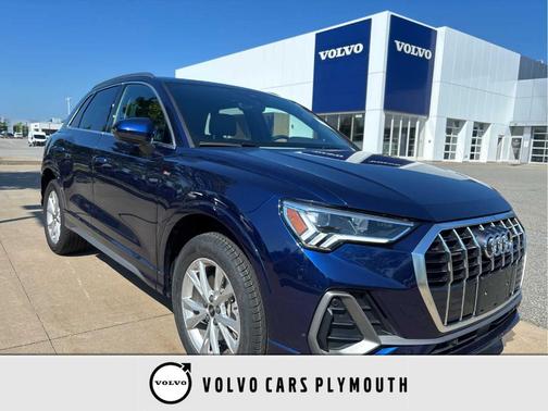 Navarra Blue Metallic 2025 Audi Q3 45 S line Premium