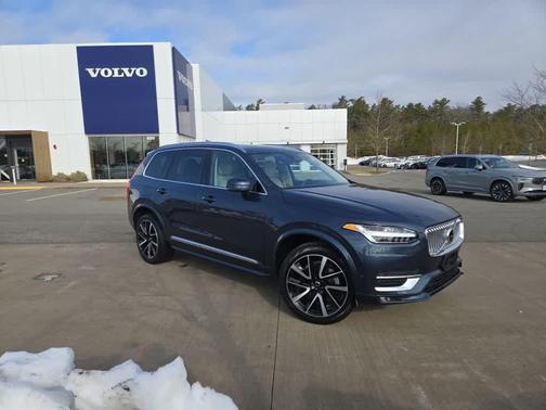 2023 Volvo XC90 B6 Plus 7-Seater
