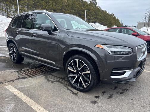 2023 Volvo XC90 B6 Plus 7-Seater