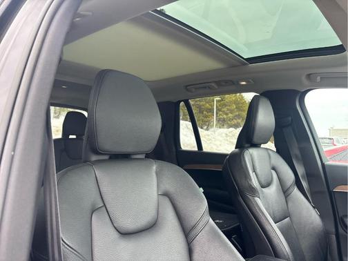 2023 Volvo XC90 B6 Plus 7-Seater