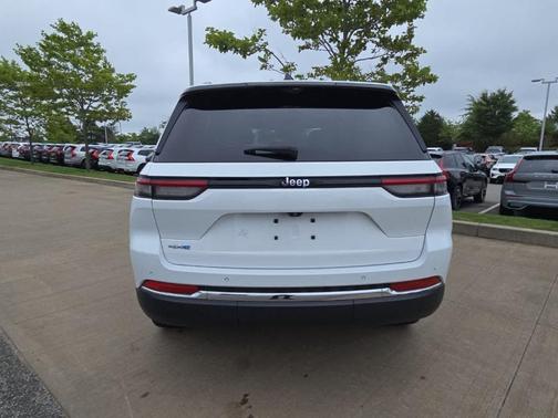 2023 Jeep Grand Cherokee 4xe Base