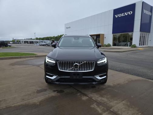 2023 Volvo XC90 B6 Plus 7-Seater