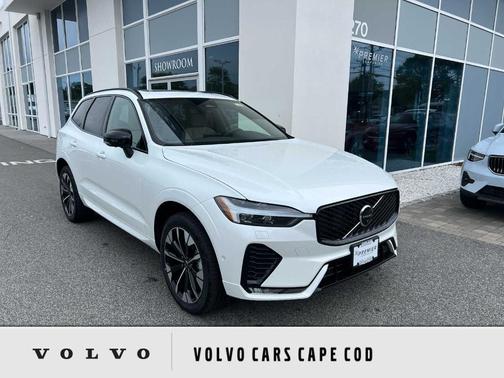 2026 Volvo XC60 PLUS