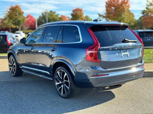2023 Volvo XC90 B6 Plus 6-Seater
