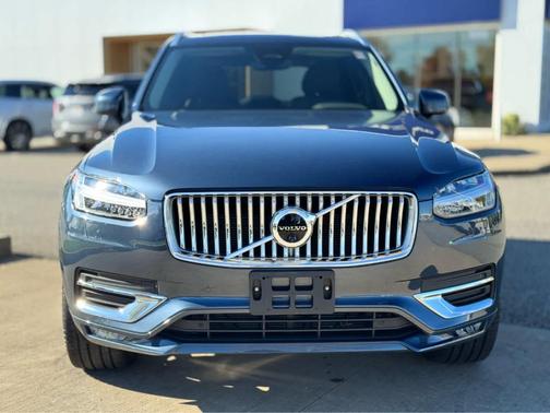 2023 Volvo XC90 B6 Plus 6-Seater