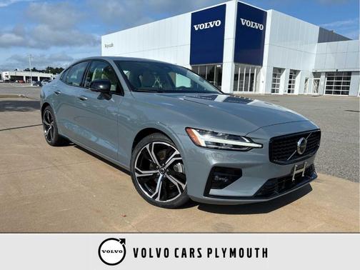 Thunder Gray Metallic 2024 Volvo S60 B5 Plus Dark Theme