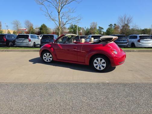 Salsa Red 2008 Volkswagen New Beetle S