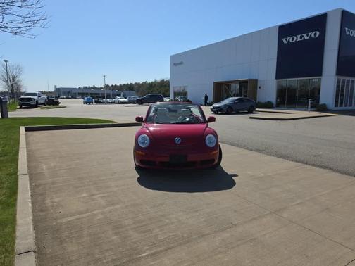 Salsa Red 2008 Volkswagen New Beetle S