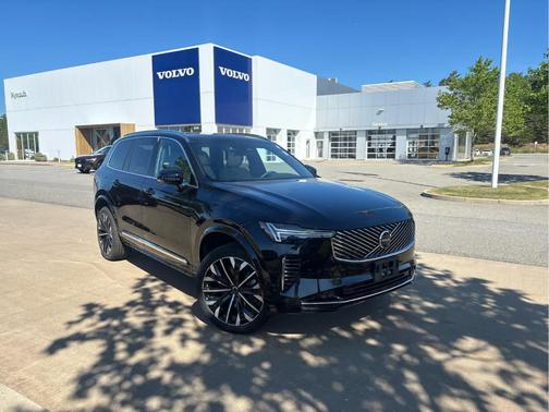 Onyx Black Metallic 2025 Volvo XC90 PLUS