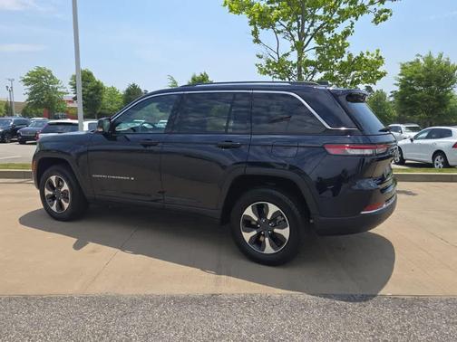 2023 Jeep Grand Cherokee 4xe Base