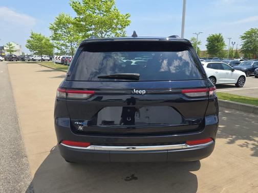 2023 Jeep Grand Cherokee 4xe Base