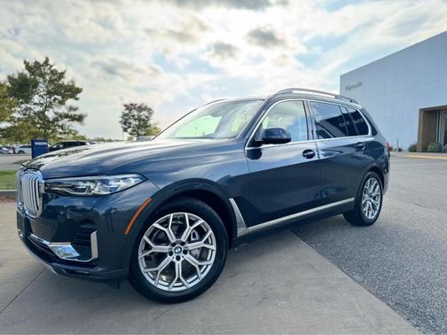 2022 BMW X7 xDrive40i