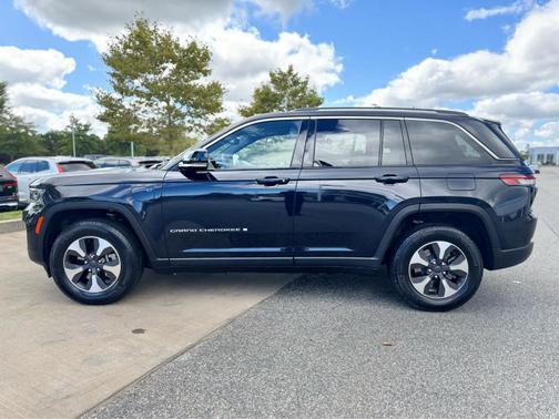 2023 Jeep Grand Cherokee 4xe Base