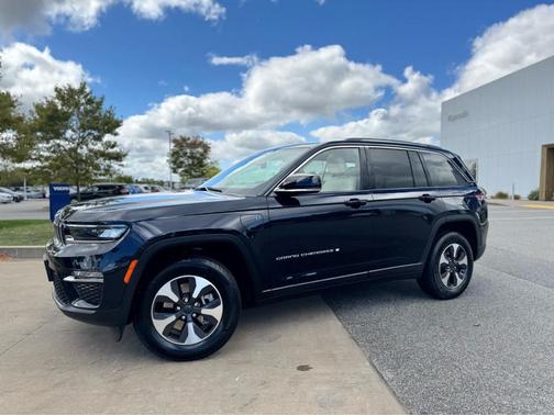 2023 Jeep Grand Cherokee 4xe Base
