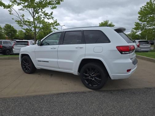 2018 Jeep Grand Cherokee Altitude