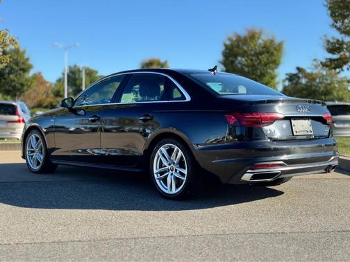 2024 Audi A4 45 S line quattro Premium