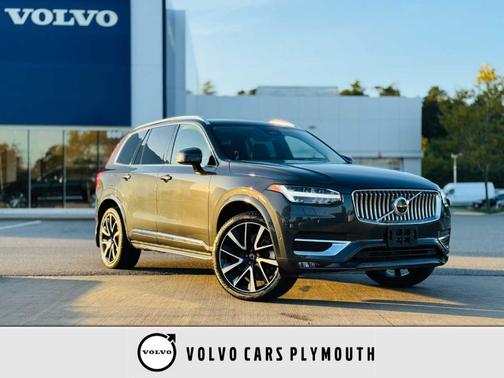 2024 Volvo XC90 B6 Plus Bright Theme 7-Seater