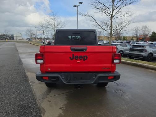 Firecracker Red Clearcoat 2021 Jeep Gladiator Sport