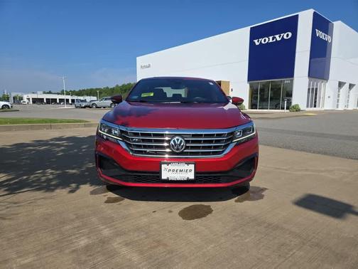 2021 Volkswagen Passat 2.0T R-Line