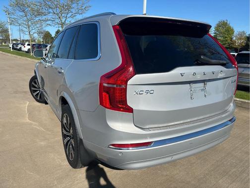 Silver 2023 Volvo XC90 B6 Plus 7-Seater
