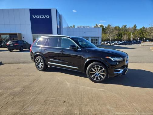 2023 Volvo XC90 B6 Plus 7-Seater