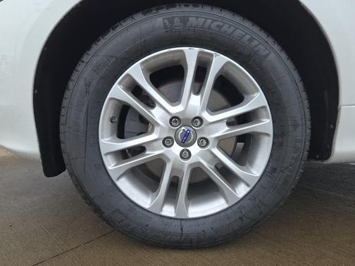 2015 Volvo XC60 T5 Platinum