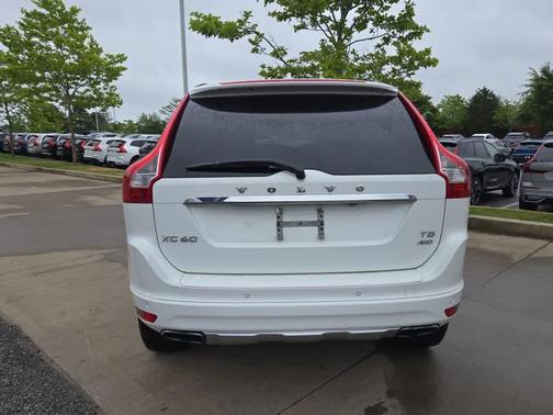 2015 Volvo XC60 T5 Platinum