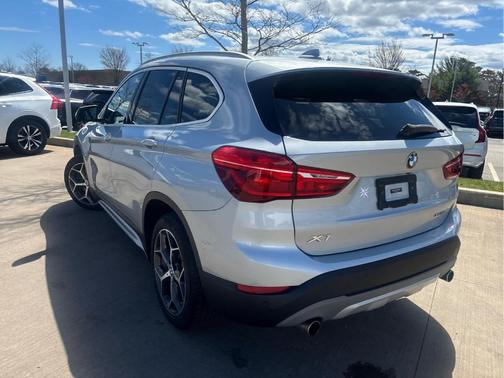 Glacier Silver Metallic 2019 BMW X1 xDrive28i