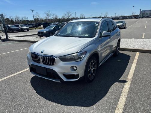 Glacier Silver Metallic 2019 BMW X1 xDrive28i