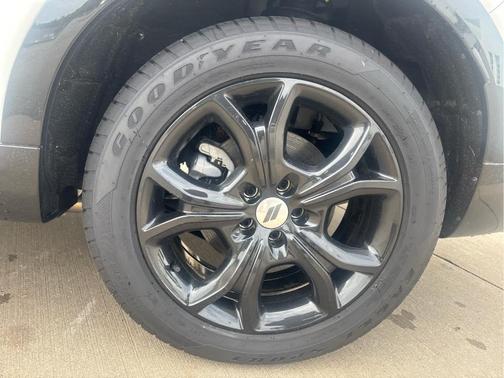 Q BALL 2025 Dodge Hornet R/T
