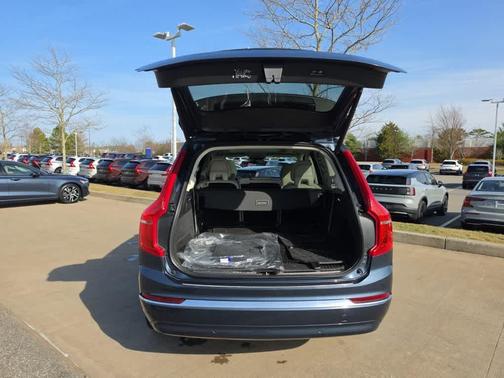 Denim Blue Metallic 2023 Volvo XC90 B6 Plus 7-Seater