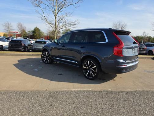 Denim Blue Metallic 2023 Volvo XC90 B6 Plus 7-Seater